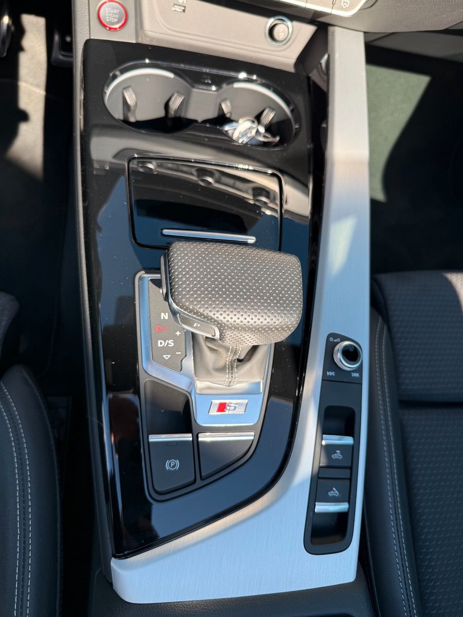 Fahrzeugabbildung Audi S5 Cabriolet 3.0 TFSI quattro Navi,SHZ,LED