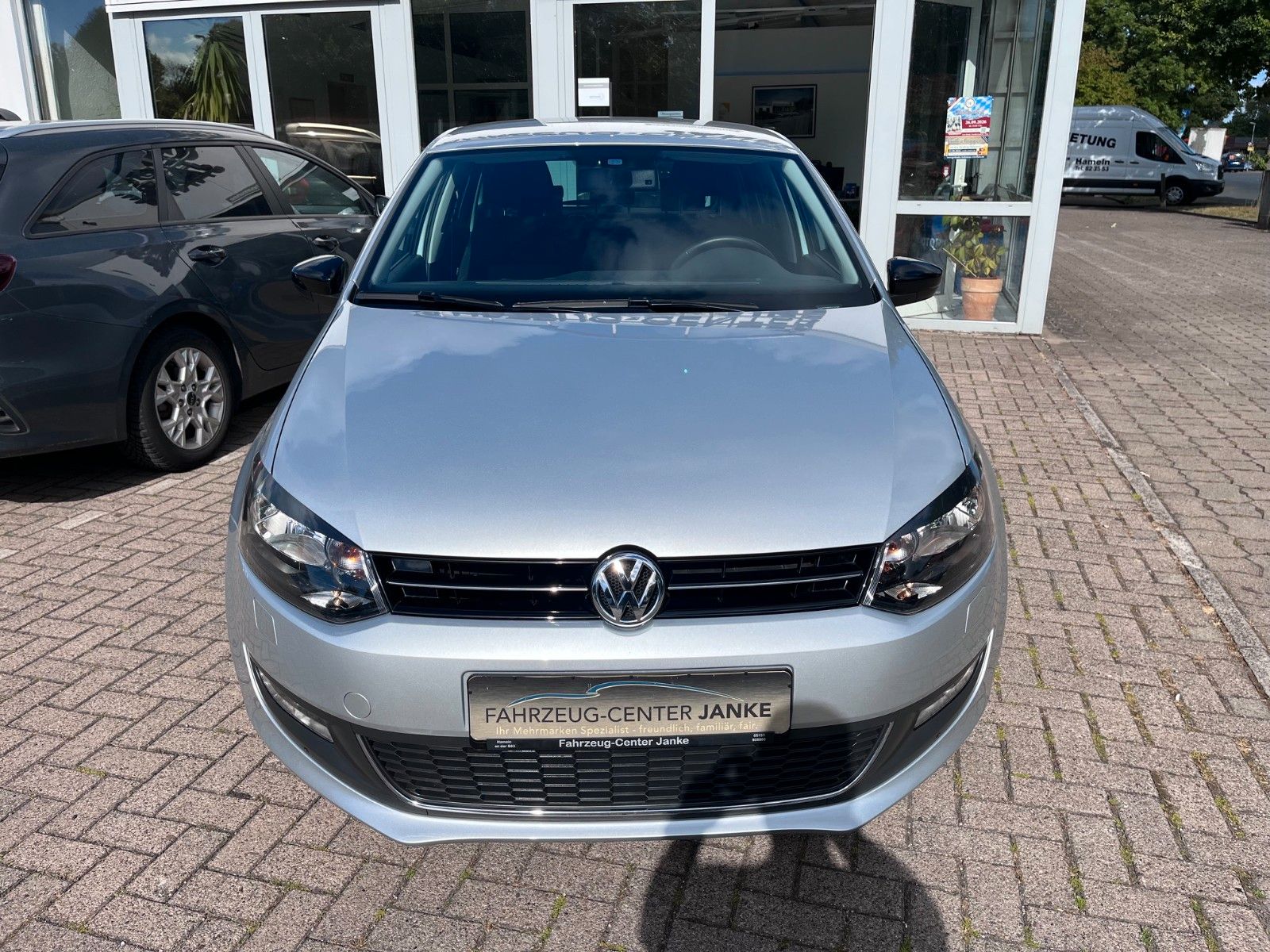 Fahrzeugabbildung Volkswagen Polo V Style Automatik +Neuzustand/Sitzheizung+