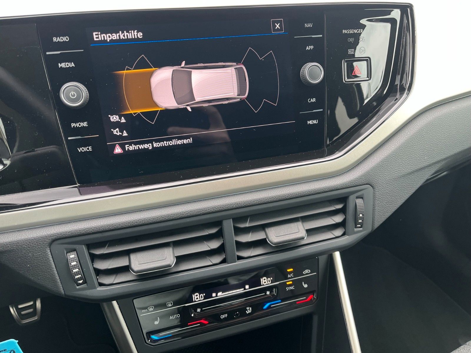 Fahrzeugabbildung Volkswagen Taigo Move +Sitzheizung/Allwetter/CarPlay+