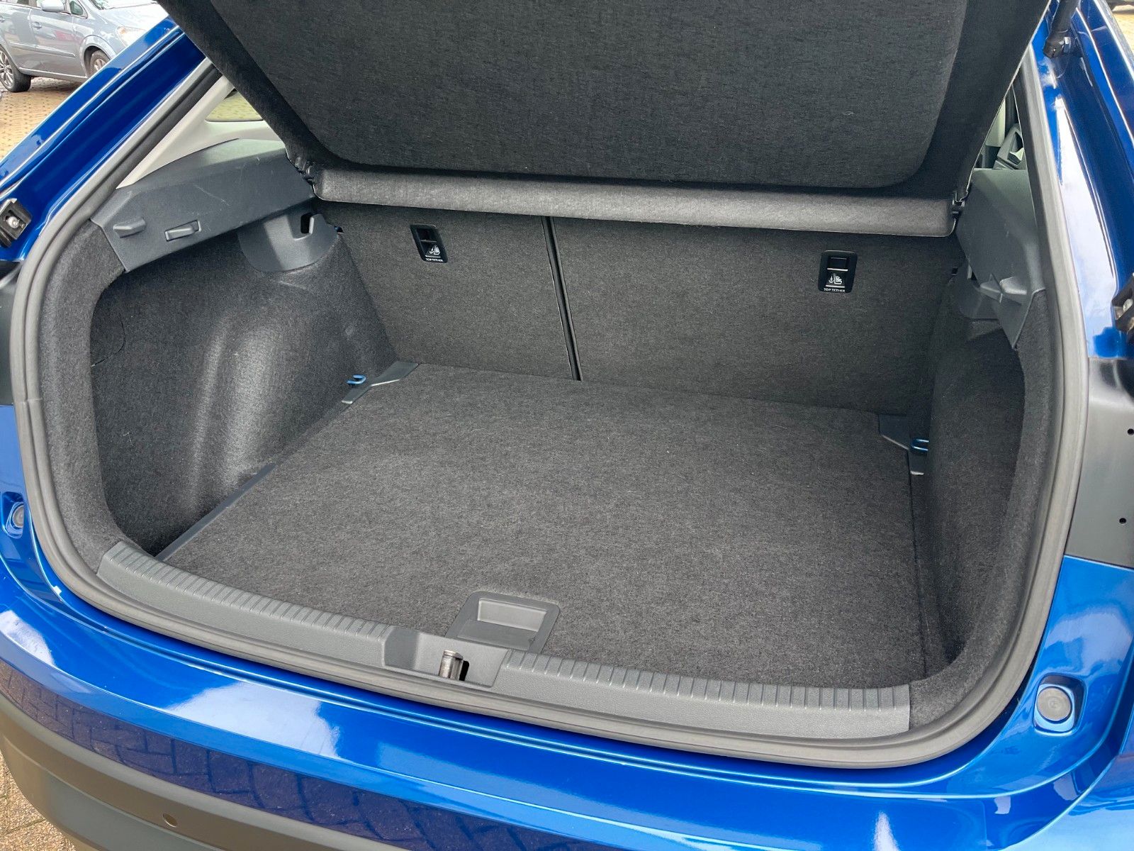 Fahrzeugabbildung Volkswagen Taigo Move +Sitzheizung/Allwetter/CarPlay+