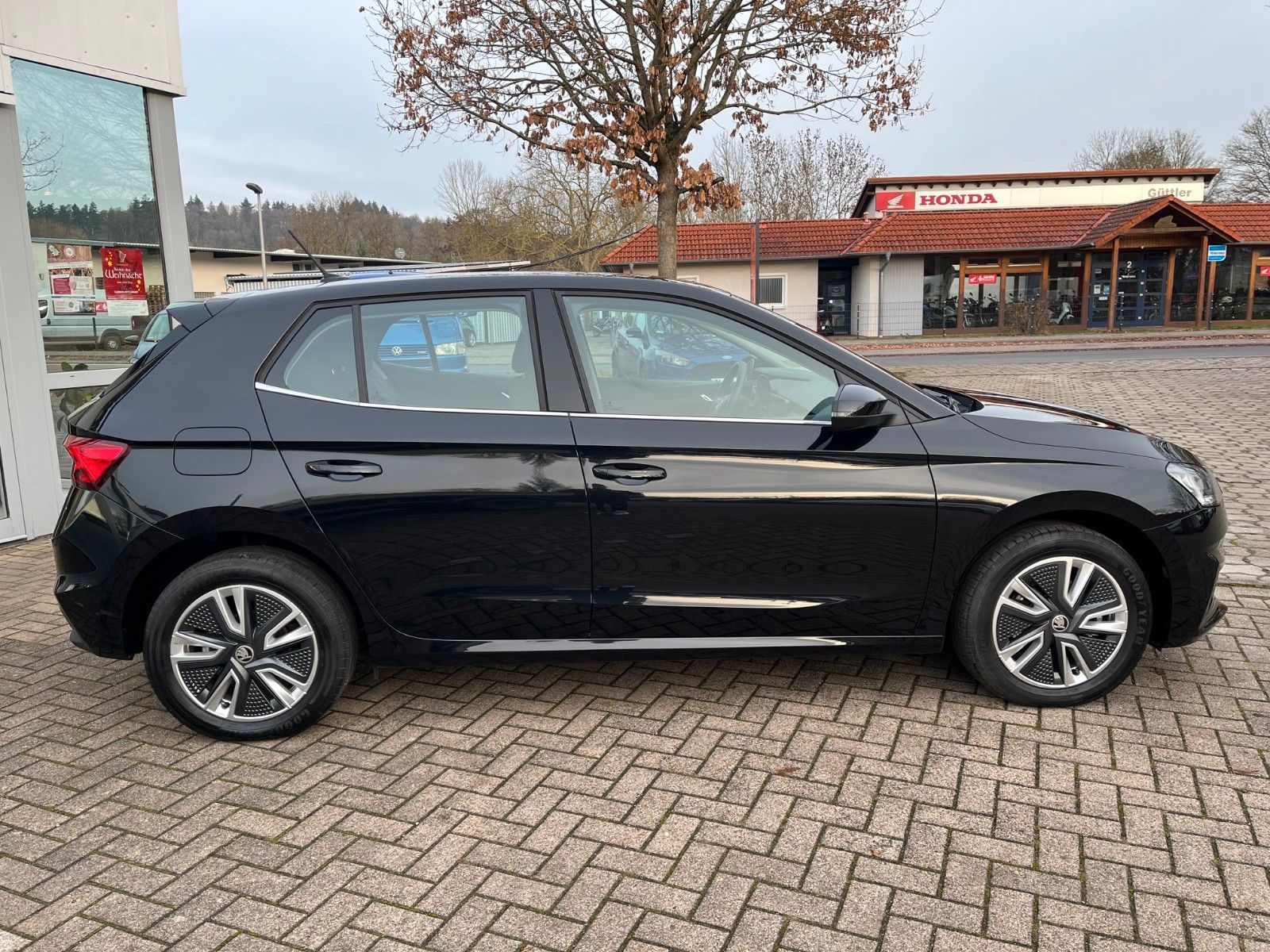 Fahrzeugabbildung SKODA Fabia Style DSG +LED/Carplay/Sitzheizung+