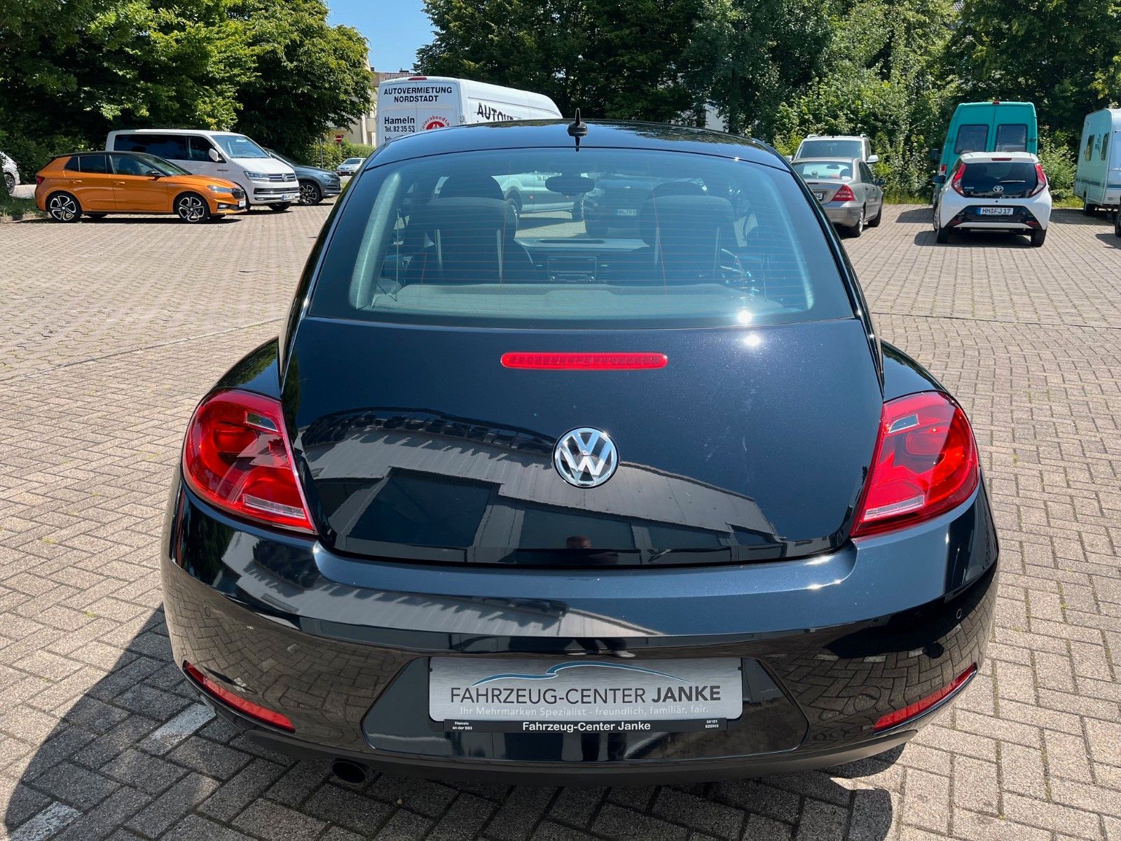 Fahrzeugabbildung Volkswagen Beetle Lim. +Sitzheiz/Tempo/CD Radio+