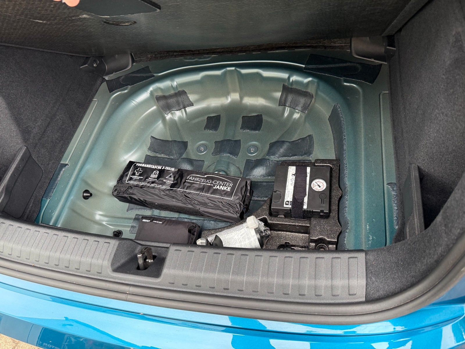 Fahrzeugabbildung Audi A3 Sportback 35TFSI advanced Pano,Matrix,App,PDC