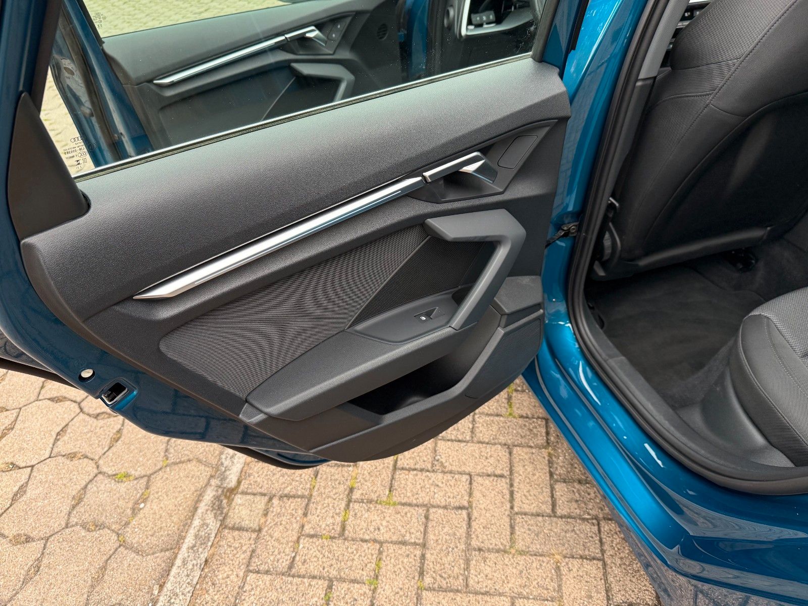 Fahrzeugabbildung Audi A3 Sportback 35TFSI advanced Pano,Matrix,App,PDC