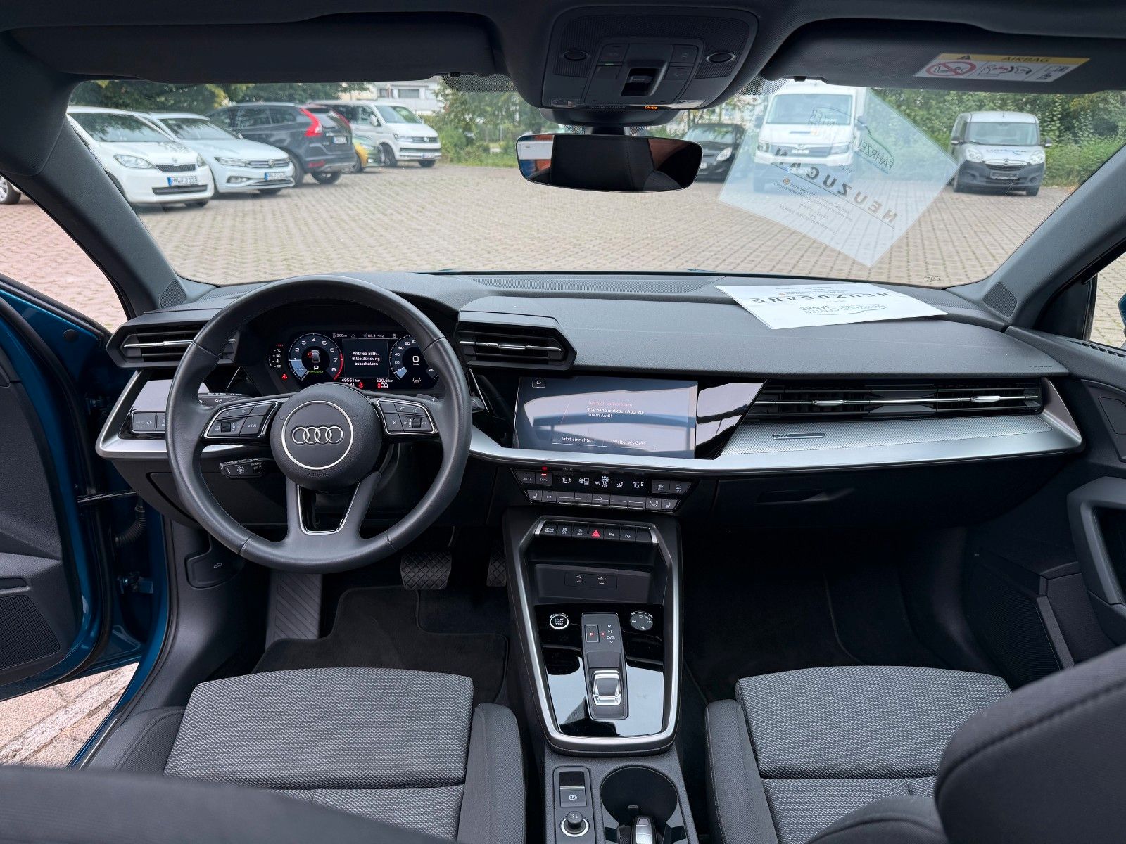 Fahrzeugabbildung Audi A3 Sportback 35TFSI advanced Pano,Matrix,App,PDC