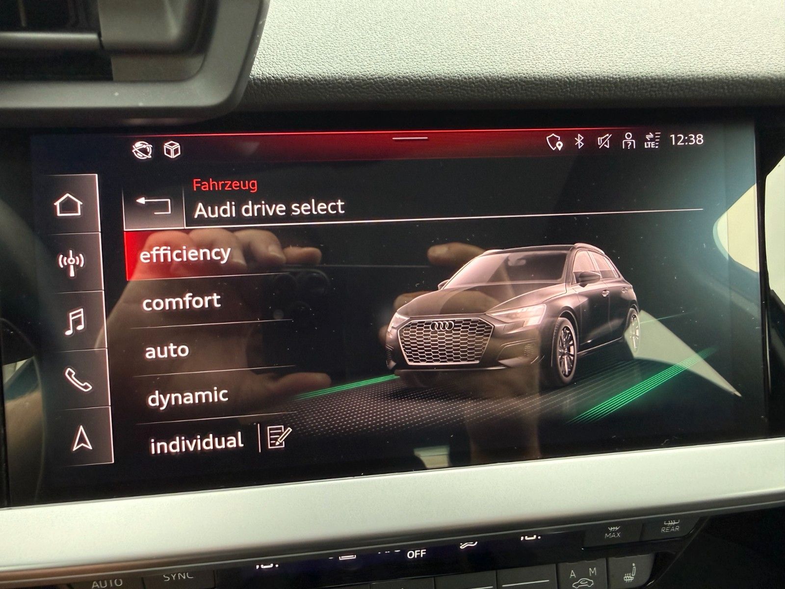 Fahrzeugabbildung Audi A3 Sportback 35TFSI advanced Pano,Matrix,App,PDC