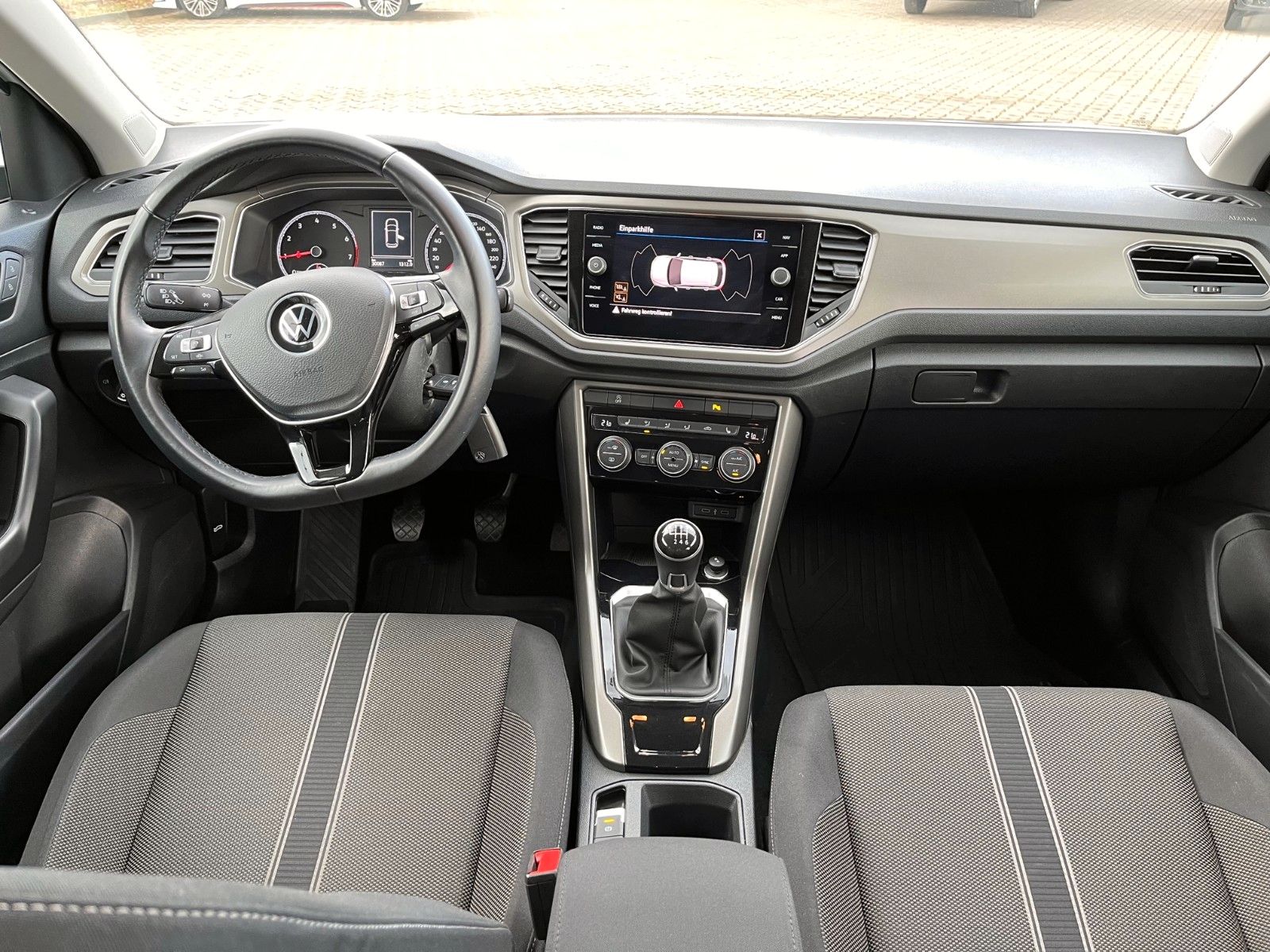 Fahrzeugabbildung Volkswagen T-Roc Style +ACC/Sitzheiz/Carplay+