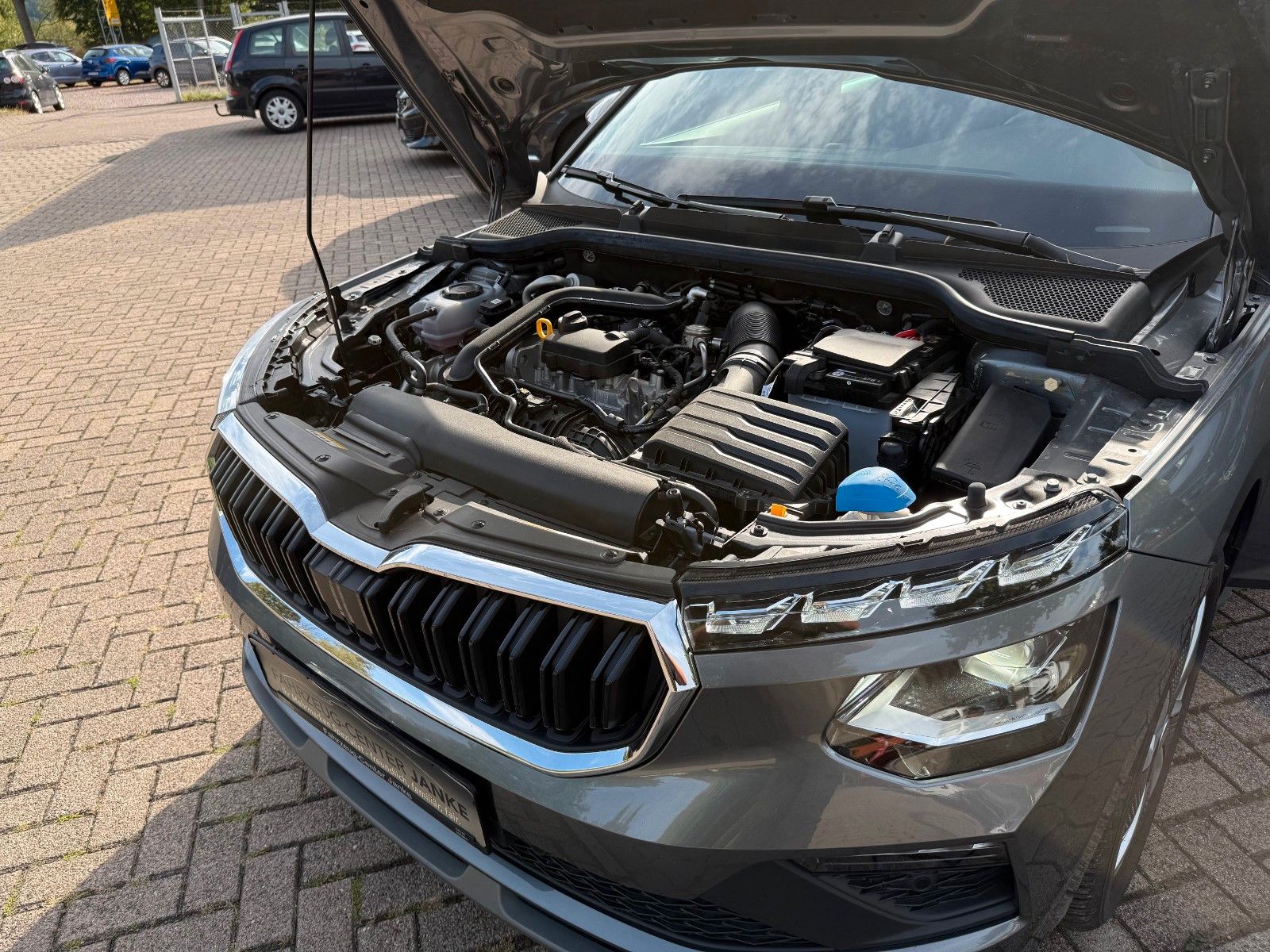Fahrzeugabbildung SKODA Kamiq Selection Navi,RFK,ACC,SHZ