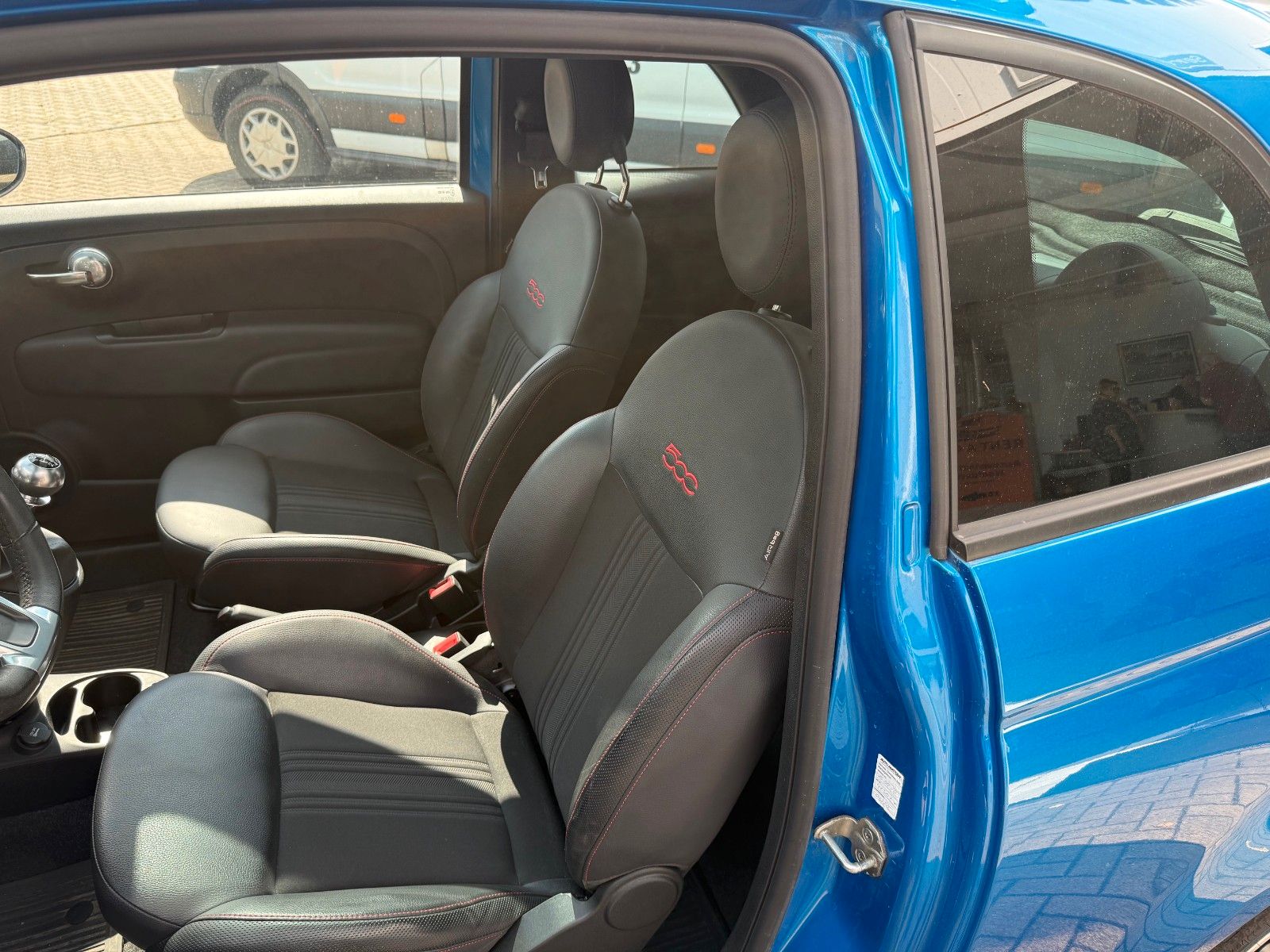 Fahrzeugabbildung Fiat 500 Sport Pano,DAB,Temp,Klimaauto