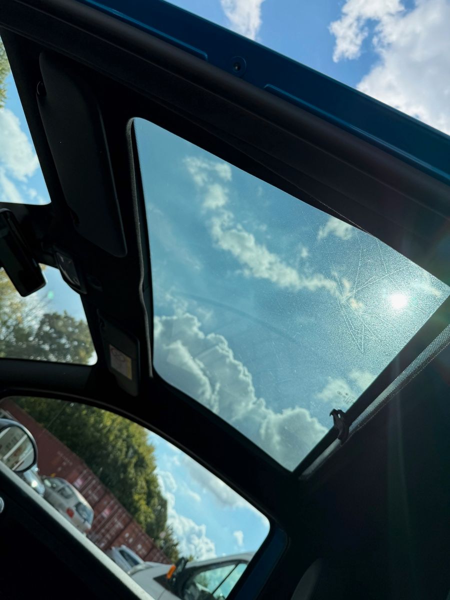 Fahrzeugabbildung Fiat 500 Sport Pano,DAB,Temp,Klimaauto