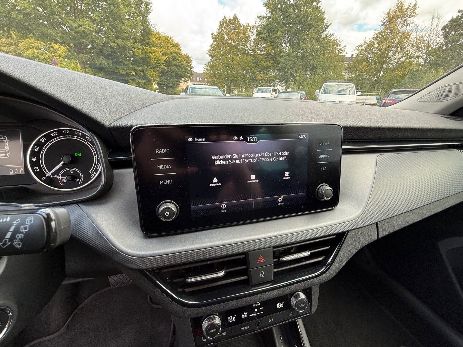 Fahrzeugabbildung SKODA Kamiq Selection SHZ,App-Con,PDC
