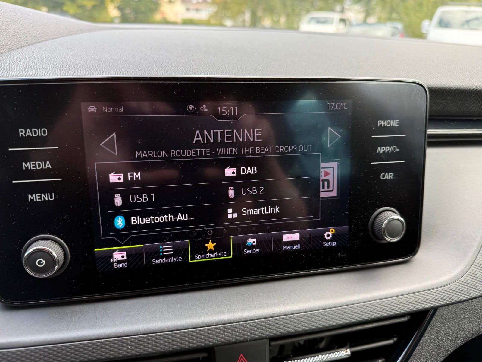 Fahrzeugabbildung SKODA Kamiq Selection SHZ,App-Con,PDC