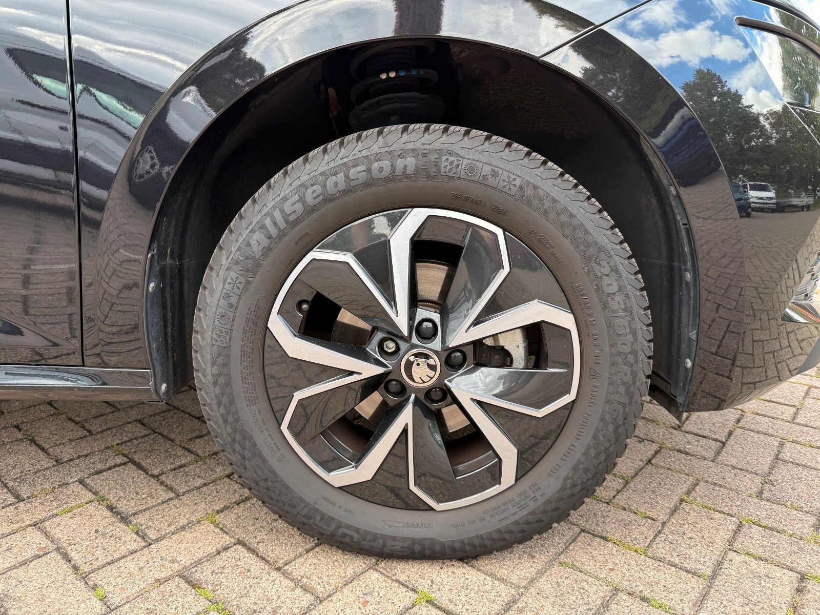 Fahrzeugabbildung SKODA Kamiq Selection SHZ,App-Con,PDC