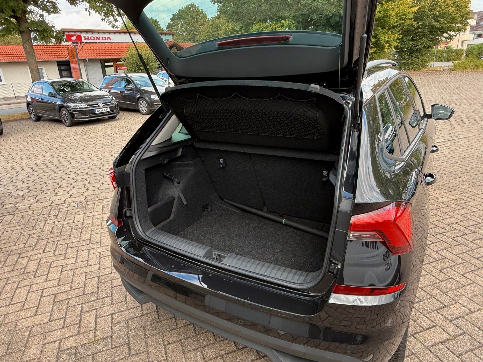 Fahrzeugabbildung SKODA Kamiq Selection SHZ,App-Con,PDC