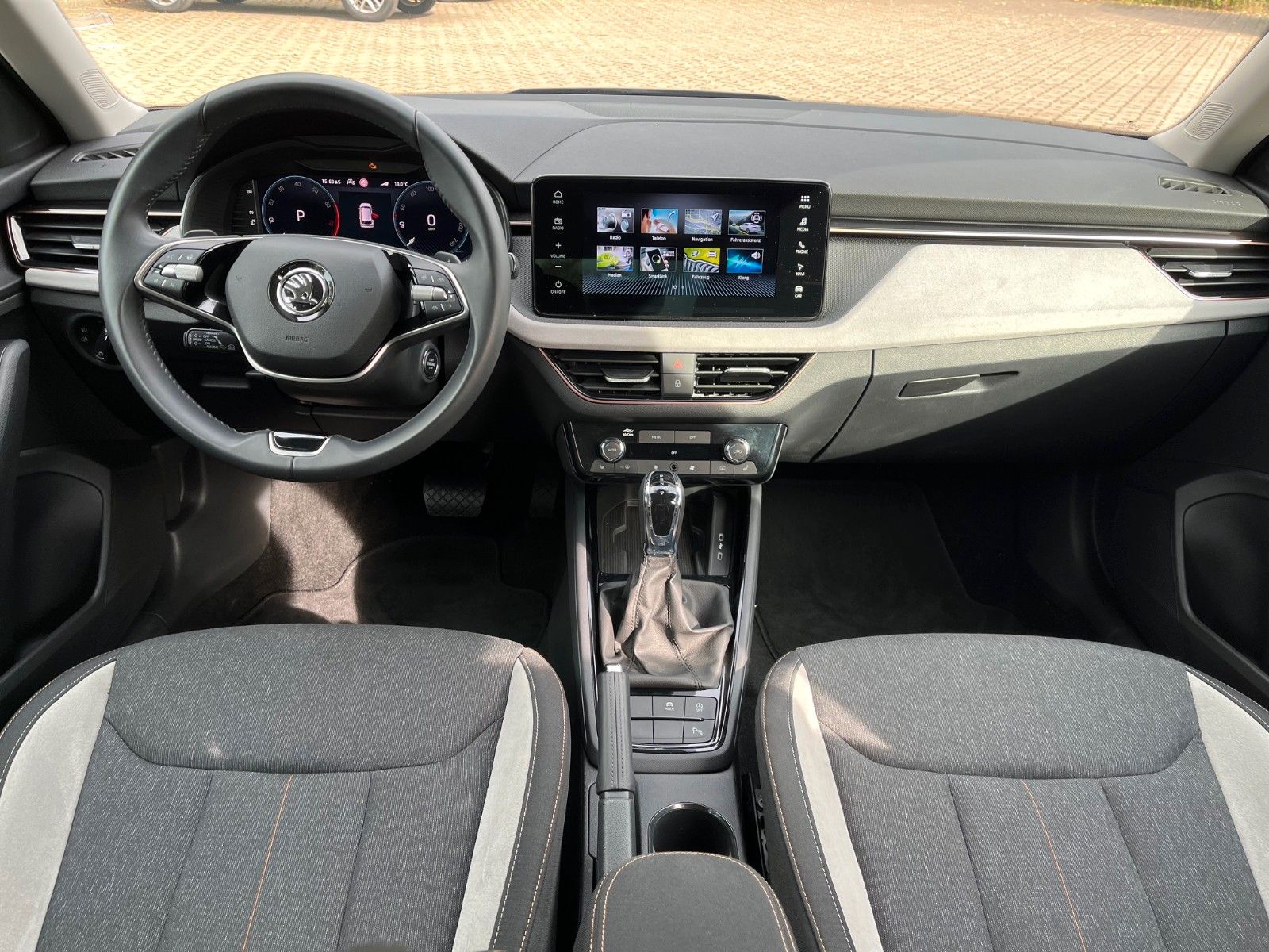 Fahrzeugabbildung SKODA Kamiq Selection