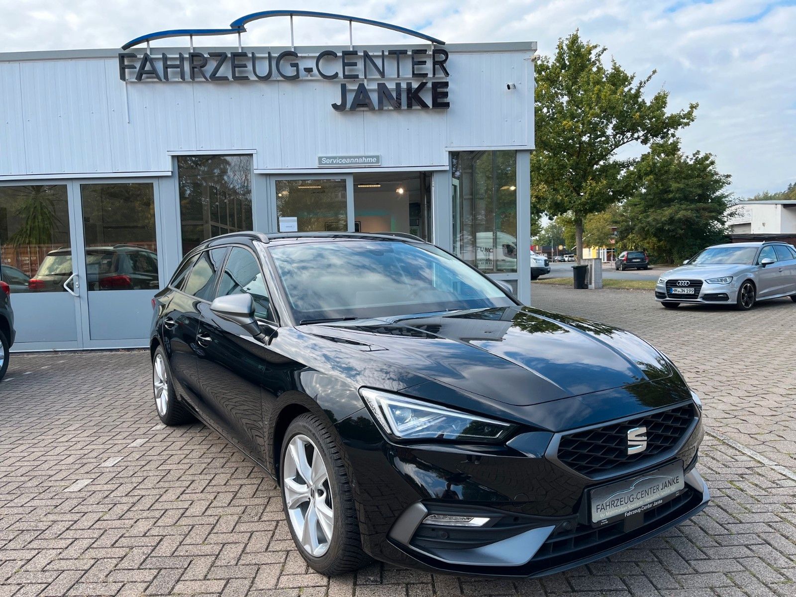 SEAT Leon Sportstourer 1.5 eTSI  FR