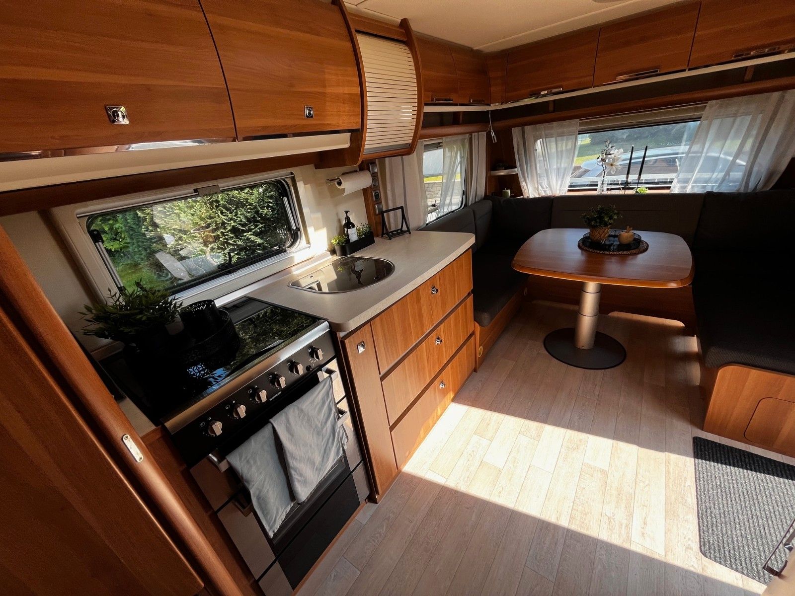 Fahrzeugabbildung Fendt Saphir 560 FHD +Solar/Autark/Mover/TV+