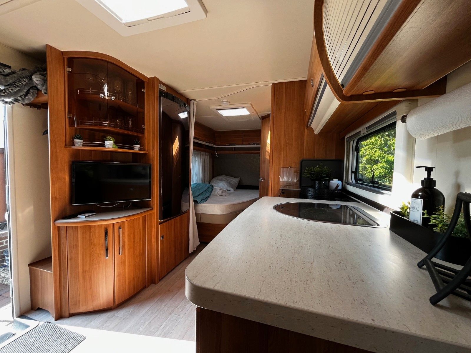Fahrzeugabbildung Fendt Saphir 560 FHD +Solar/Autark/Mover/TV+