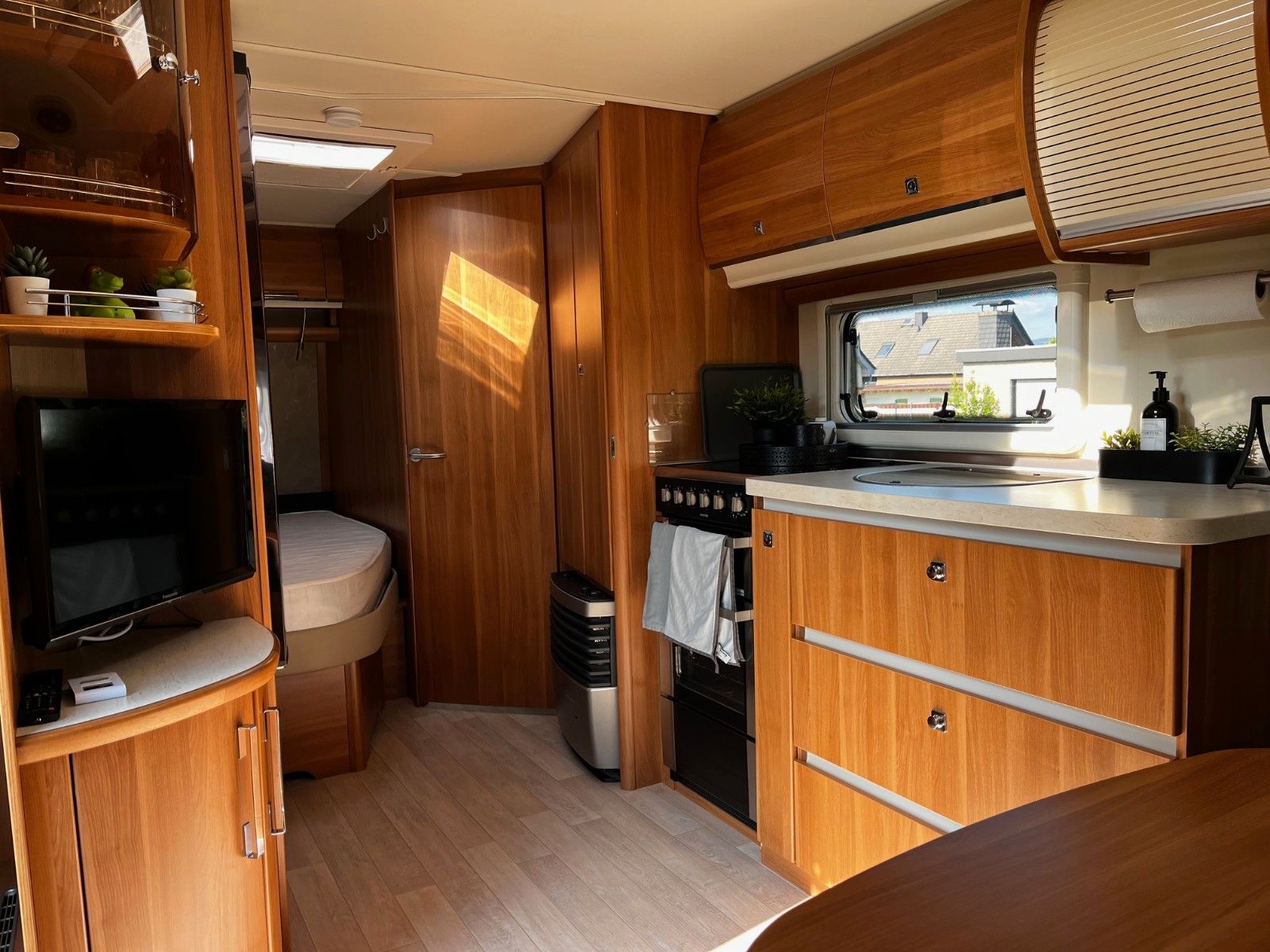 Fahrzeugabbildung Fendt Saphir 560 FHD +Solar/Autark/Mover/TV+