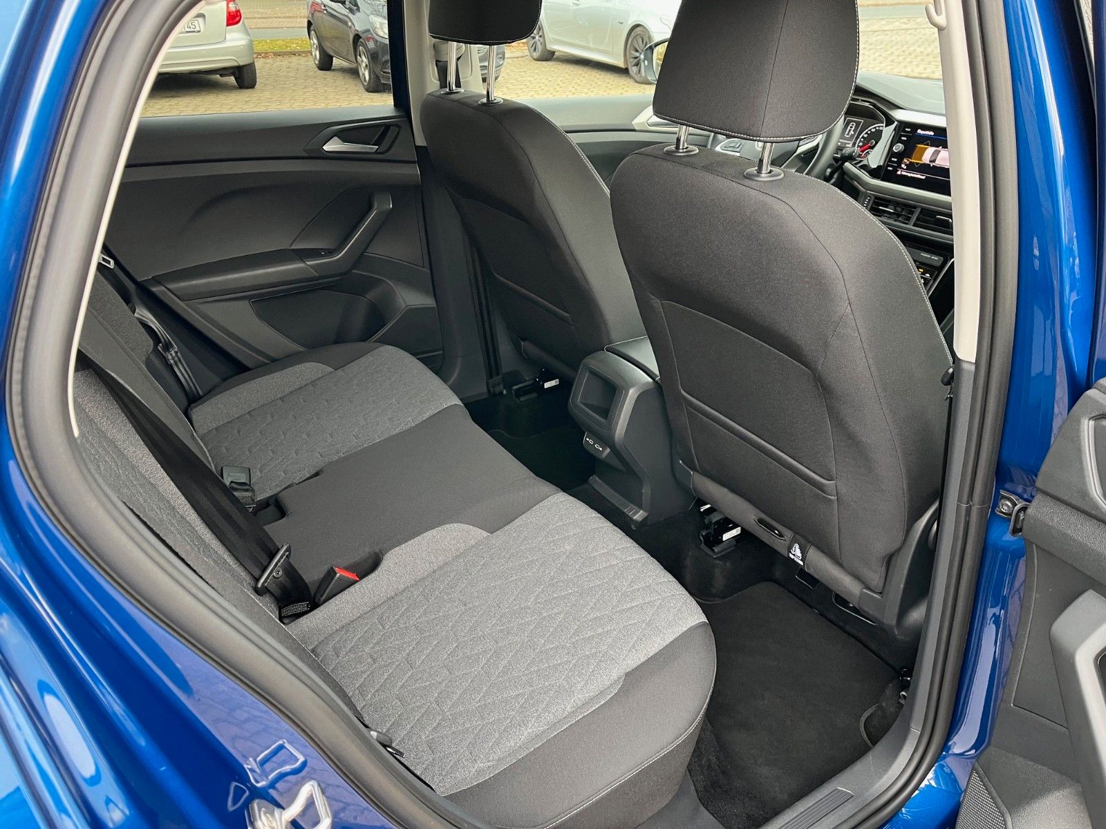 Fahrzeugabbildung Volkswagen T-Cross Move