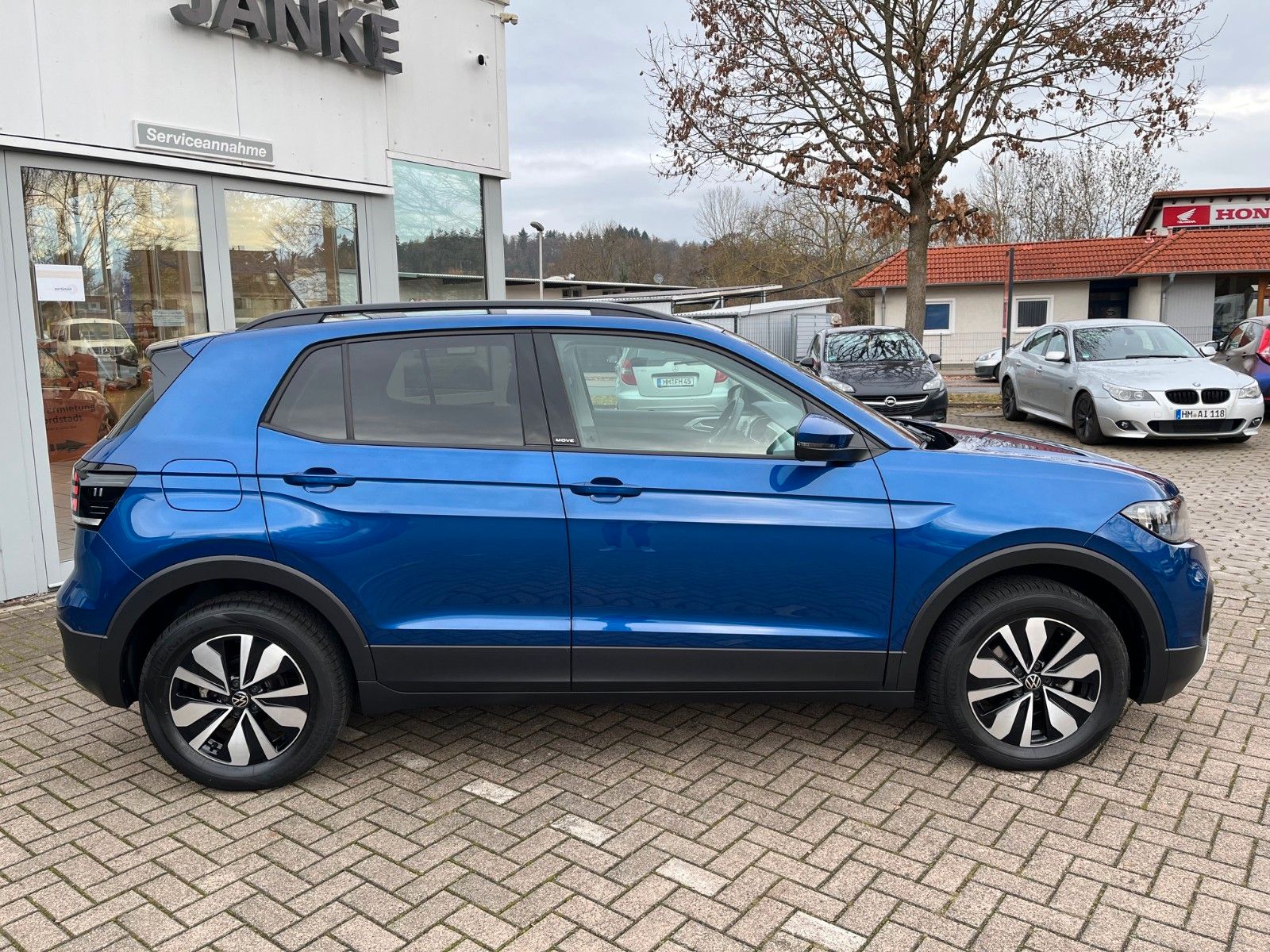 Fahrzeugabbildung Volkswagen T-Cross Move