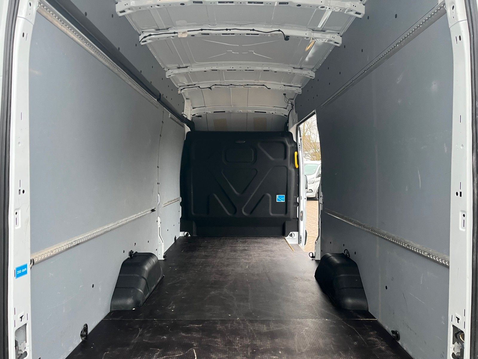 Fahrzeugabbildung Ford Transit Kasten 350 L4 Express