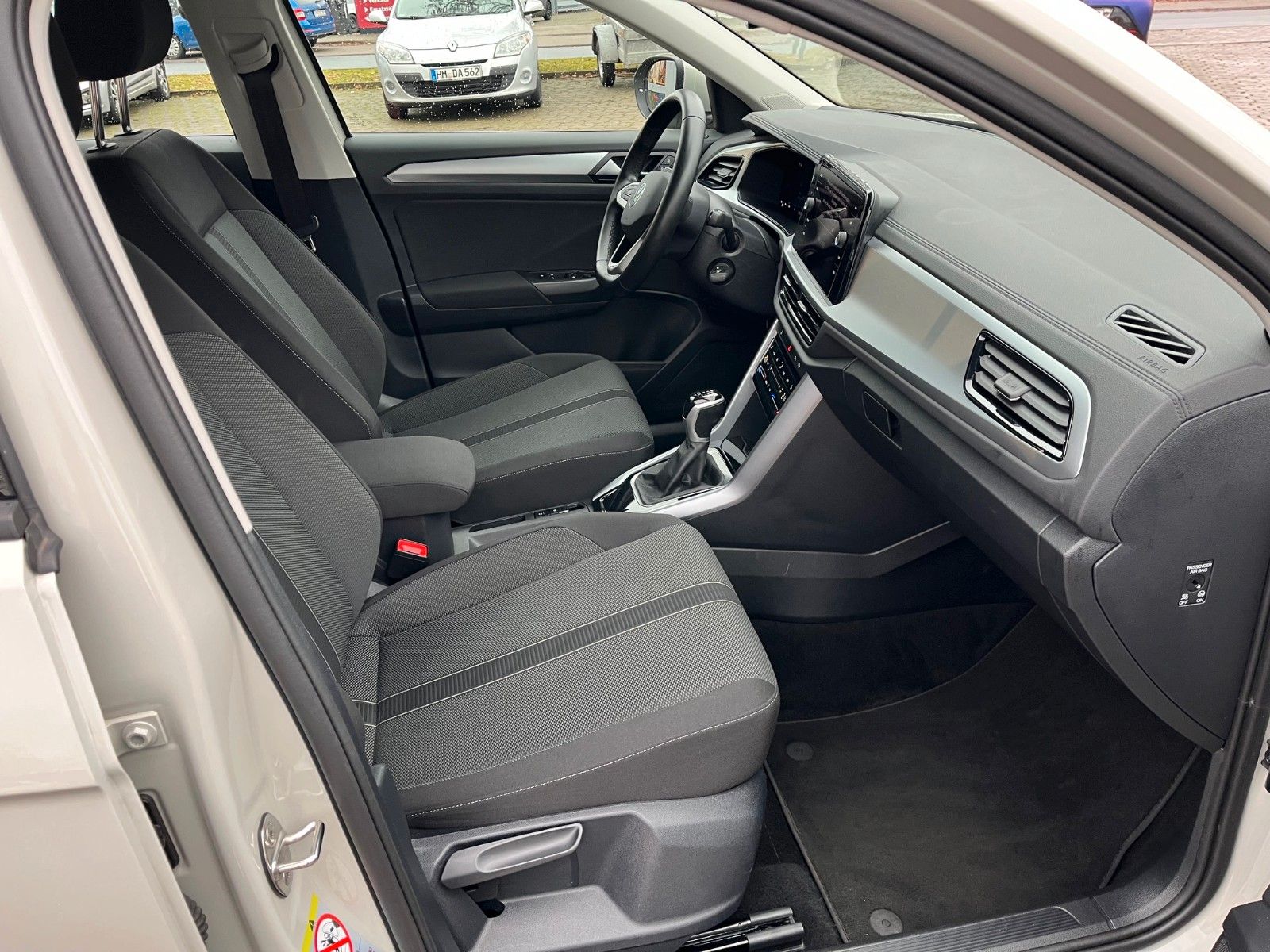 Fahrzeugabbildung Volkswagen T-Roc Life DSG +LED/Sitzheizung/Navi+