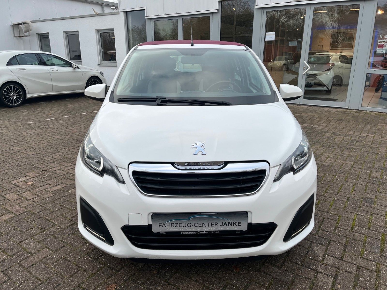 Fahrzeugabbildung Peugeot 108 TOP Active