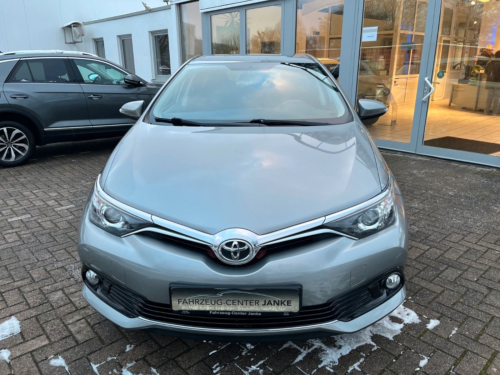 Fahrzeugabbildung Toyota Auris Design Edition