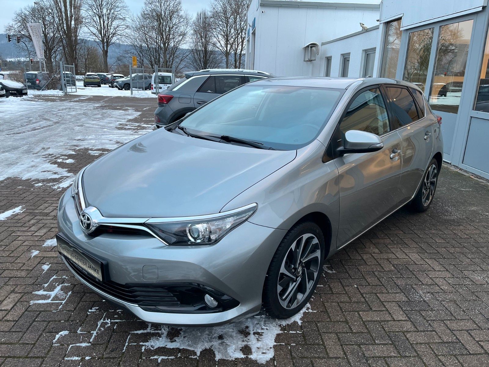 Fahrzeugabbildung Toyota Auris Design Edition