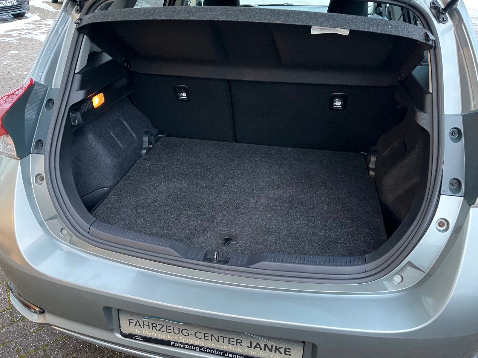 Fahrzeugabbildung Toyota Auris Design Edition