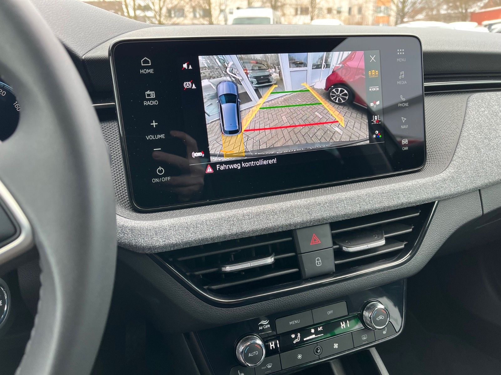 Fahrzeugabbildung SKODA Kamiq Selection DSG +LED/CarPlay/Kamera/Navi+