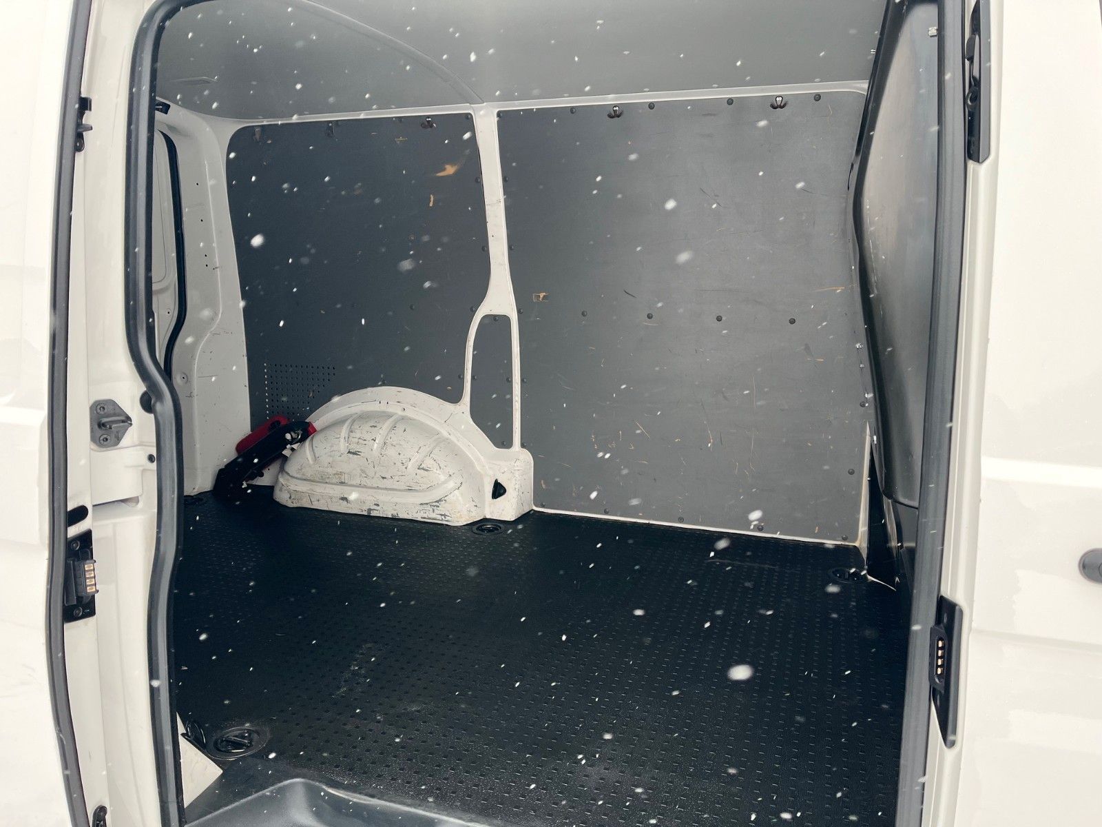 Fahrzeugabbildung Volkswagen T6 Transporter