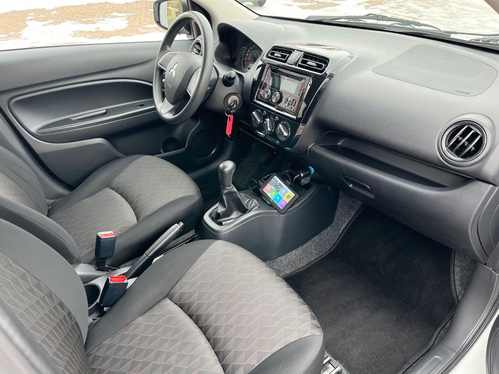 Fahrzeugabbildung Mitsubishi Space Star +DAB/Kamera+