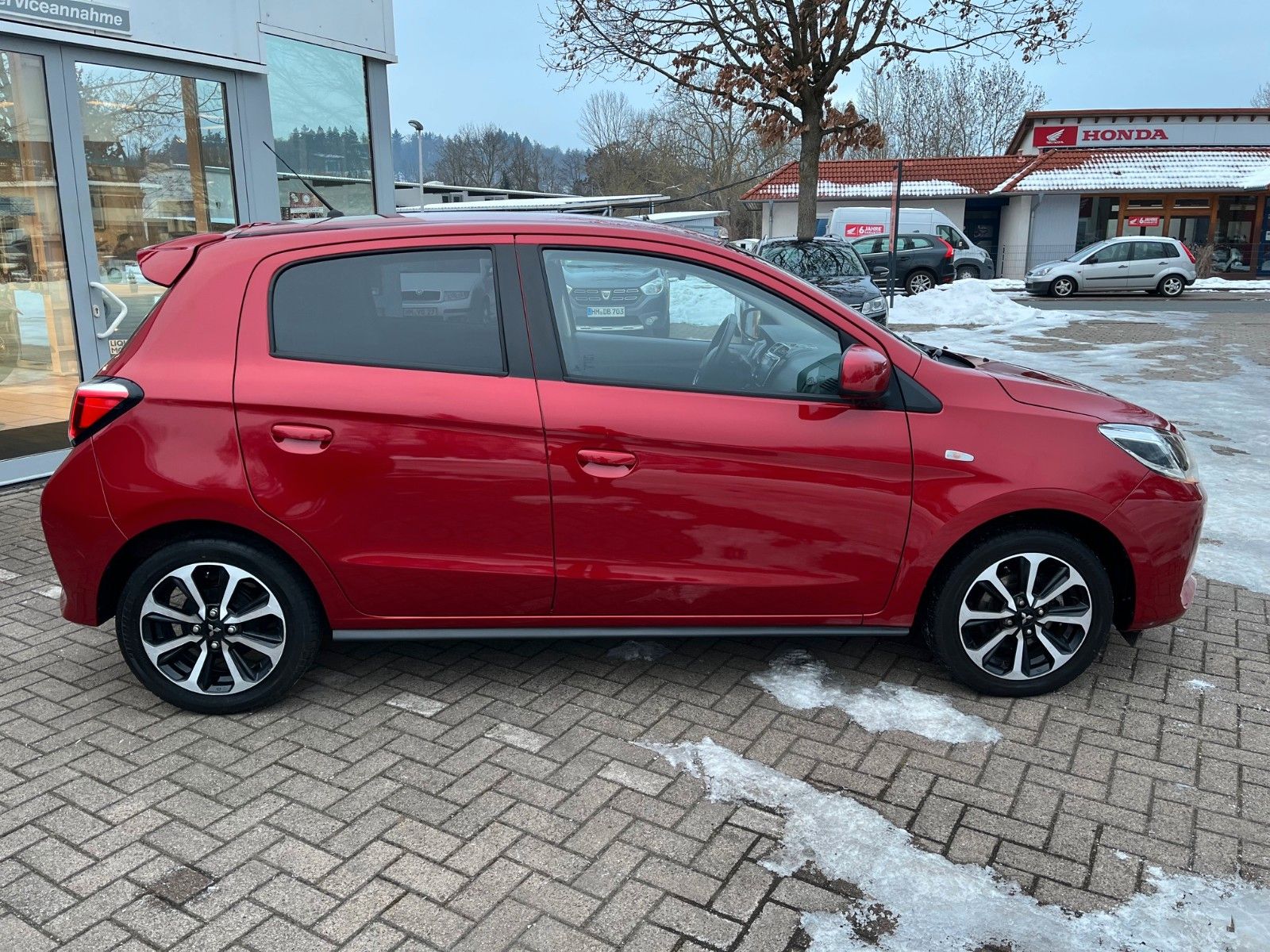 Fahrzeugabbildung Mitsubishi Space Star Select+