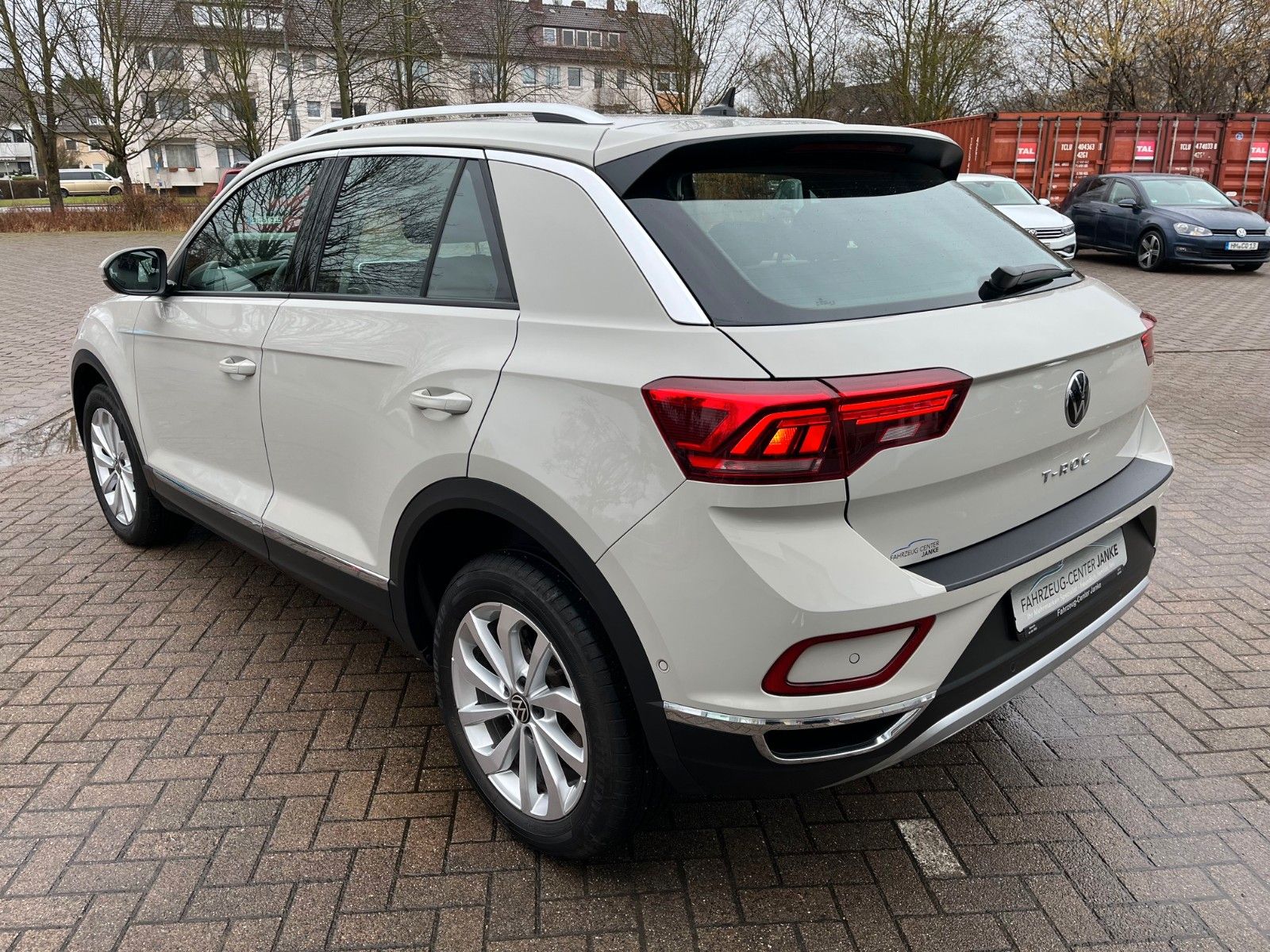 Fahrzeugabbildung Volkswagen T-Roc Style DSG +LED/Kamera/CarPlay+