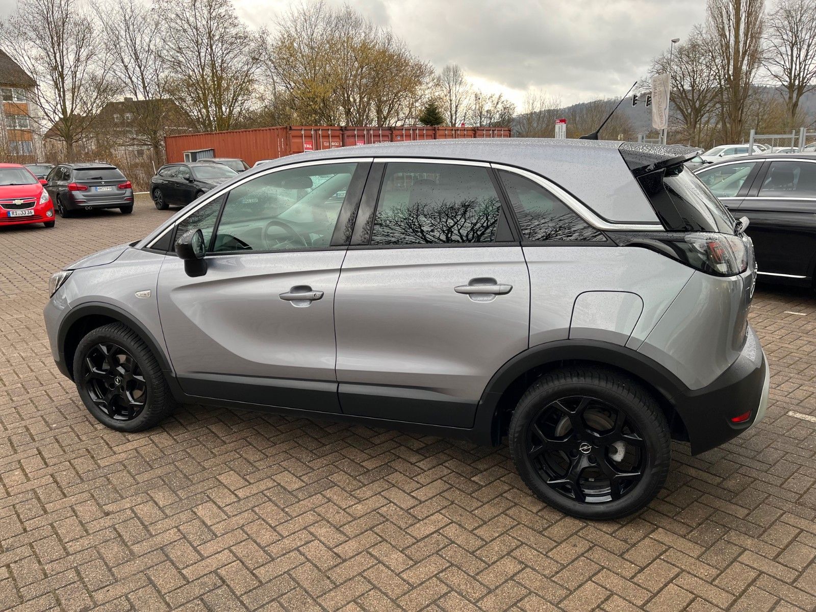 Fahrzeugabbildung Opel Crossland (X) Automatik +LED/NAVI/WINTER+