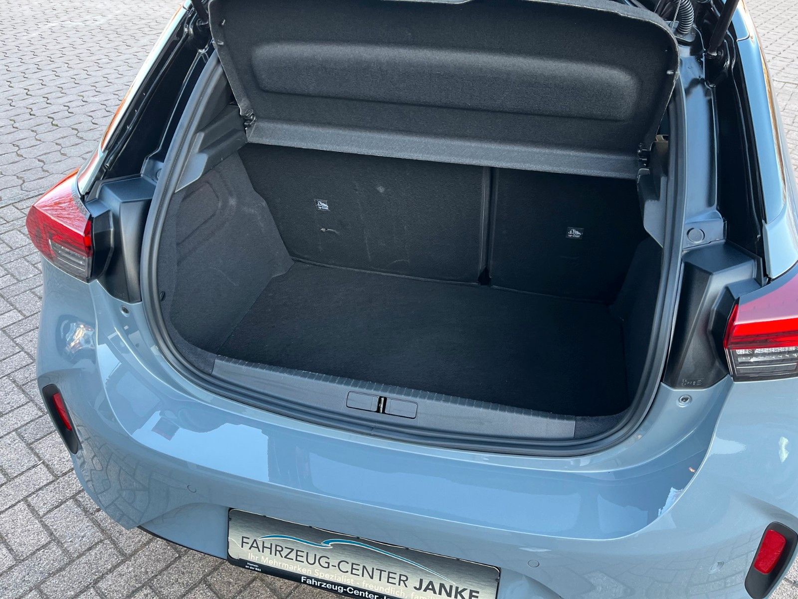 Fahrzeugabbildung Opel Corsa F GS +Kamera/LED/Winter+