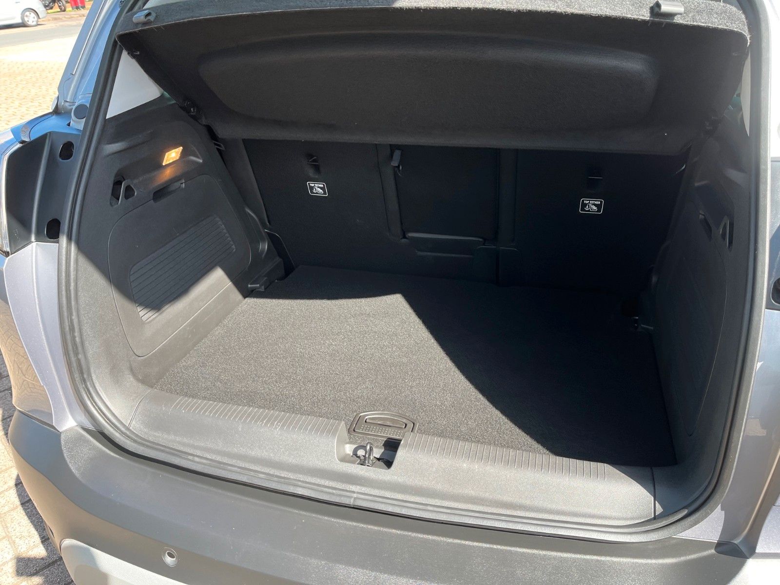 Fahrzeugabbildung Opel Crossland (X) +LED/NAVI/WINTER-P+