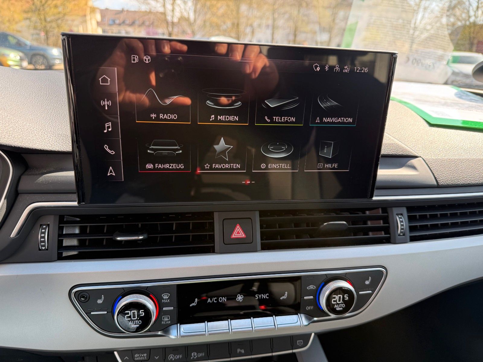 Fahrzeugabbildung Audi A4 Avant 40 TFSI advanced S Tronic