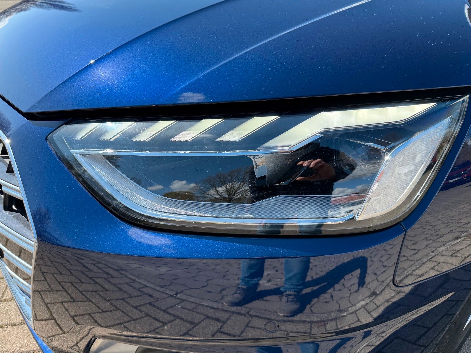 Fahrzeugabbildung Audi A4 Avant 40 TFSI advanced S Tronic