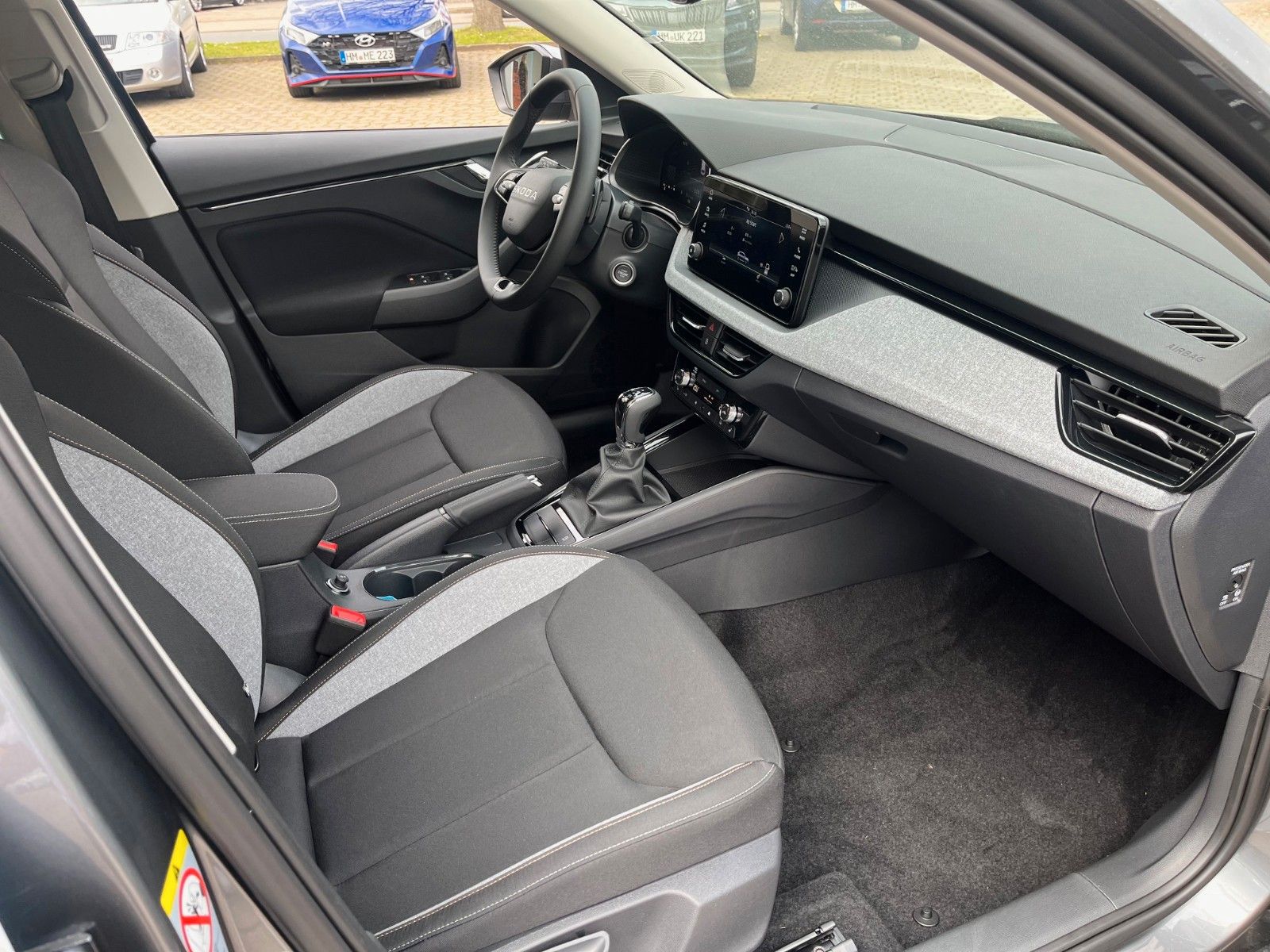 Fahrzeugabbildung SKODA Kamiq 130 Jahre Edition +AHK/CarPlay+