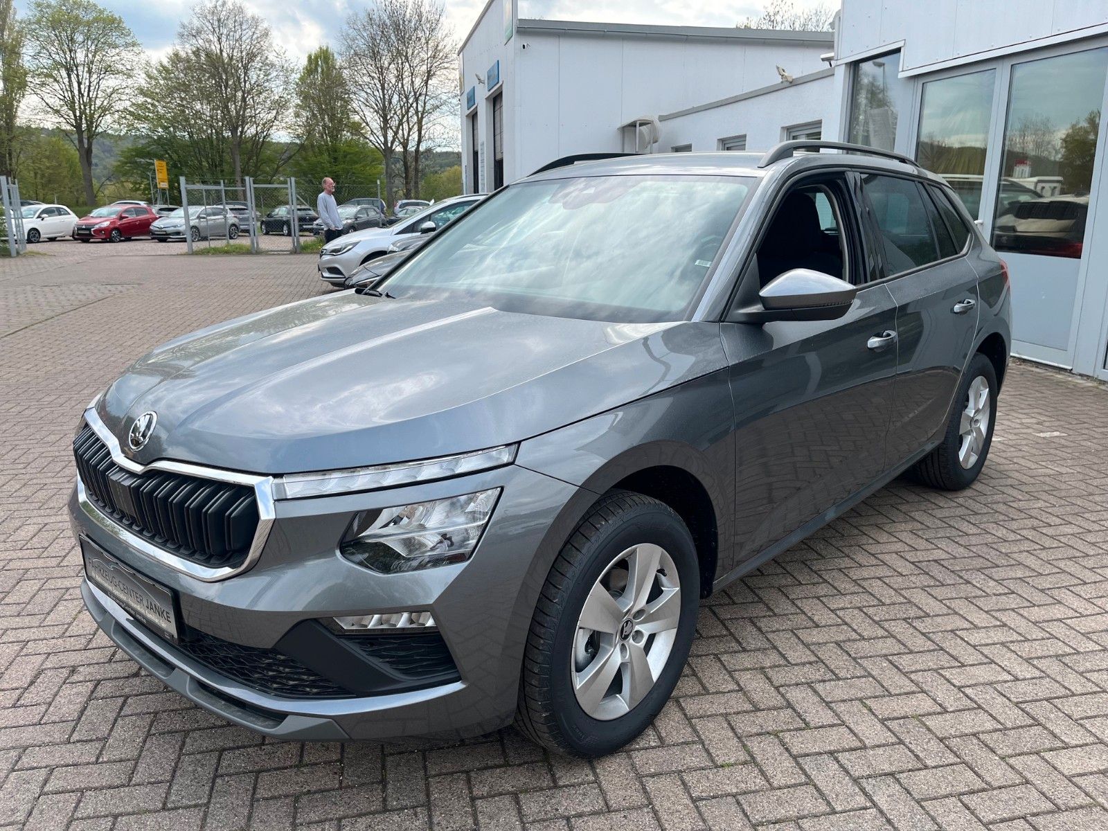 Fahrzeugabbildung SKODA Kamiq 130 Jahre Edition +AHK/CarPlay+