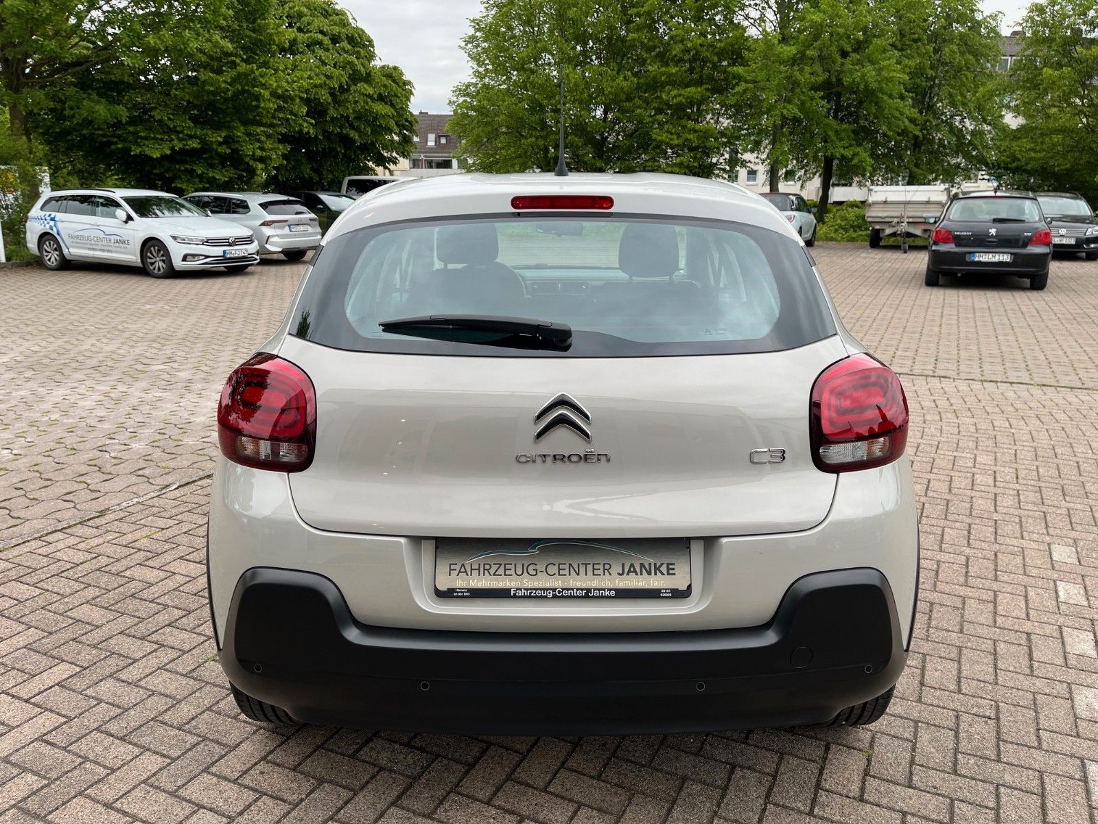 Fahrzeugabbildung Citroën C3 YOU +LED/NAVI+