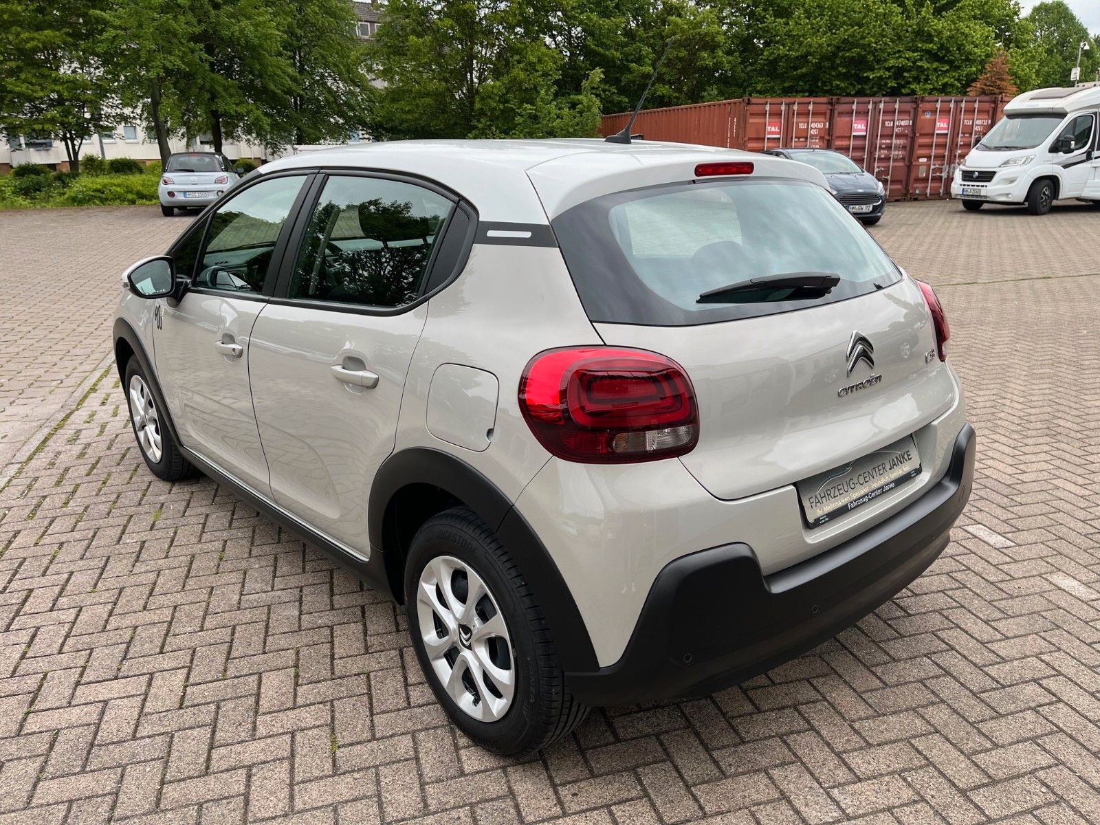 Fahrzeugabbildung Citroën C3 YOU +LED/NAVI+