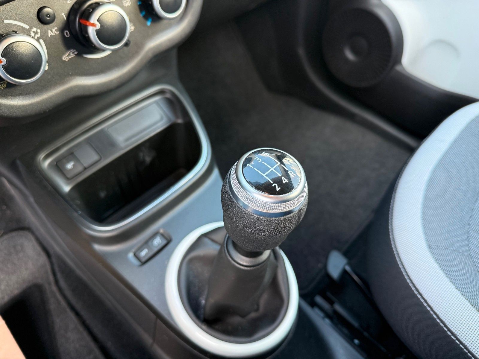 Fahrzeugabbildung Renault Twingo Limited