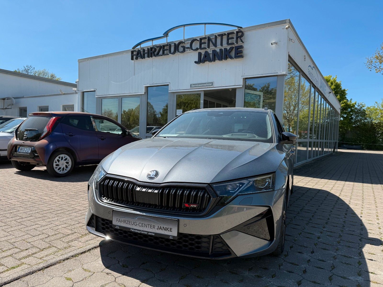 SKODA Octavia Combi 2.0 TSI 195 kW RS,Pano,Headup,Cant