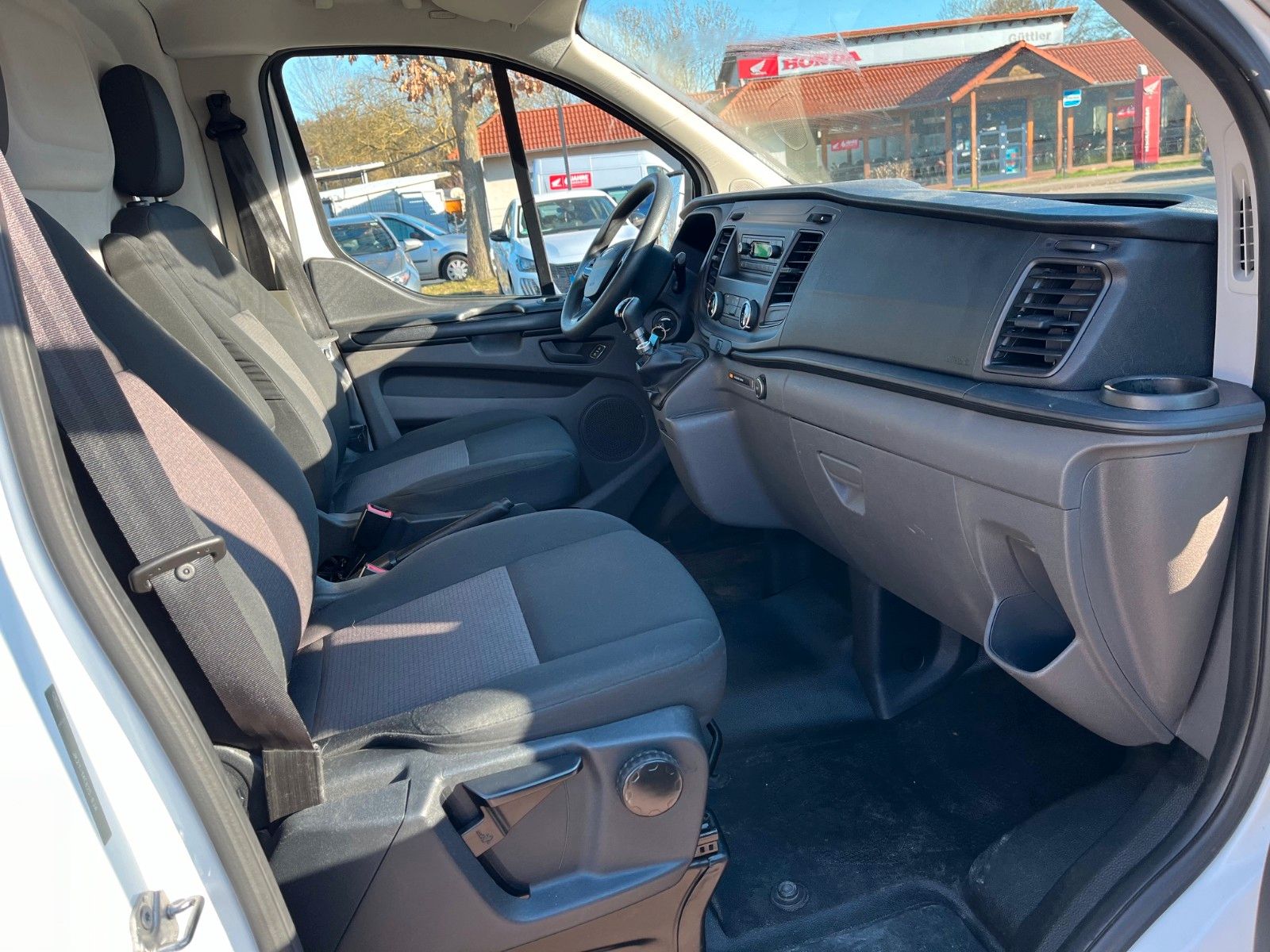 Fahrzeugabbildung Ford Transit Custom Kasten 280 L1
