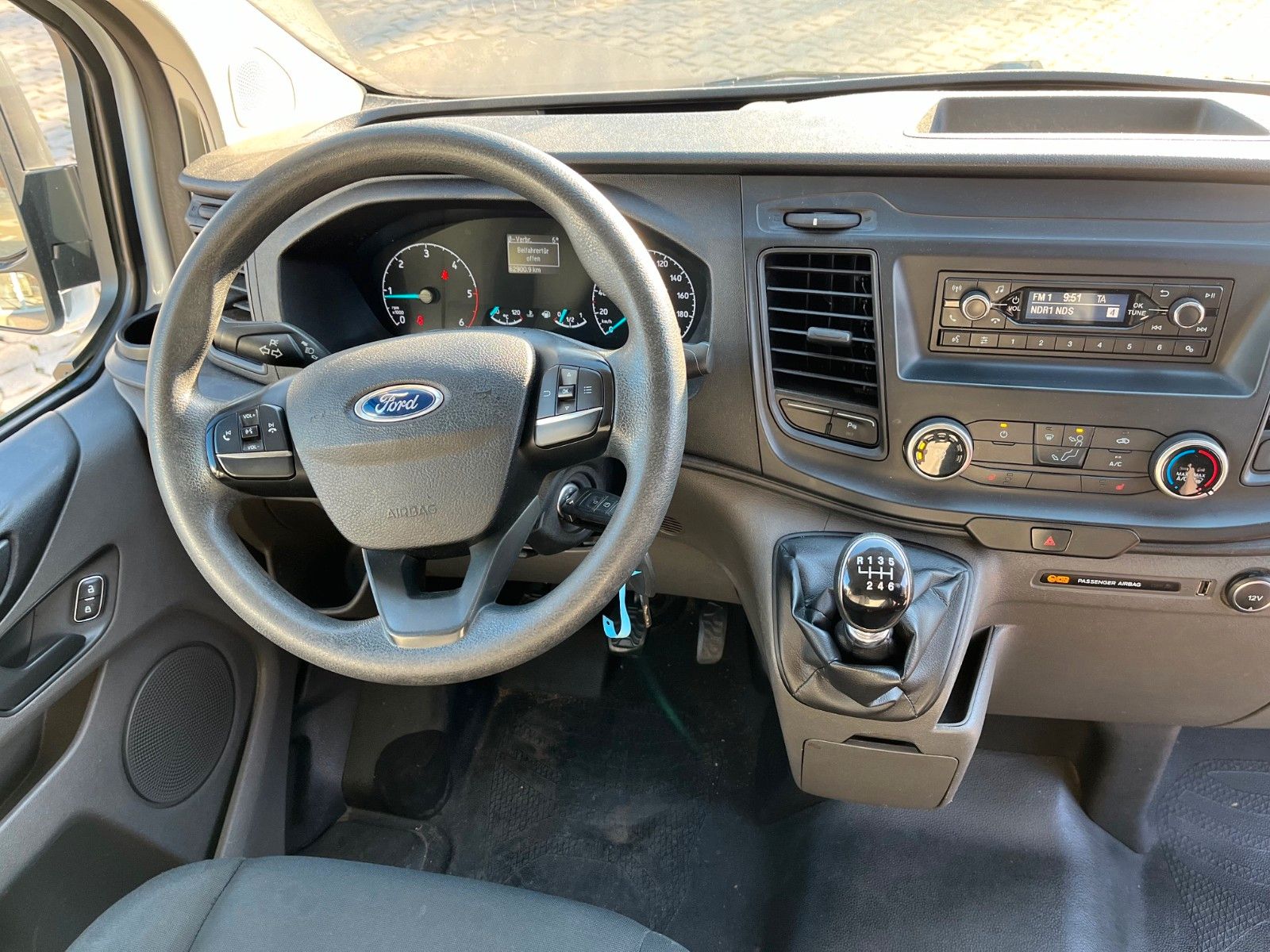 Fahrzeugabbildung Ford Transit Custom Kasten 280 L1
