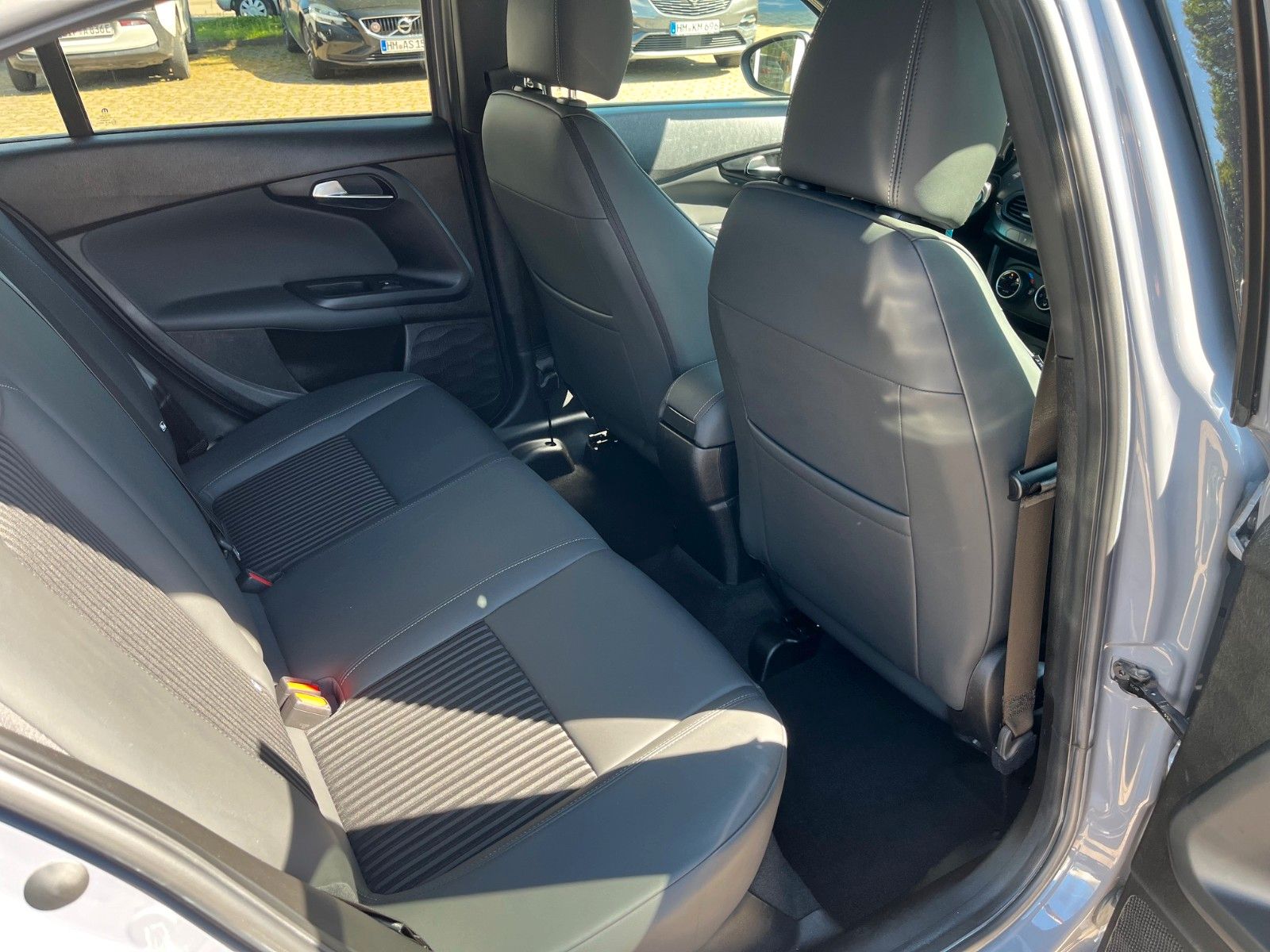 Fahrzeugabbildung Fiat Tipo Sport